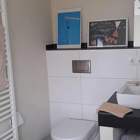 Blaues Haus-urlaub Mit Alpakas Oder Nur Eine Schoene In Der Schaalseergion *